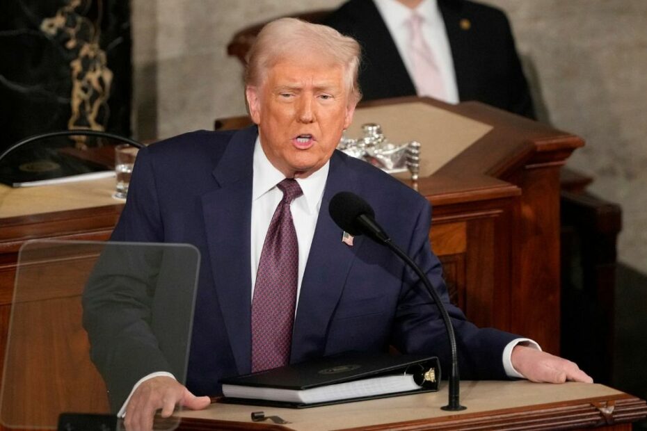Trump touts renewed peace talks with Ukraine, repeats Greenland claims