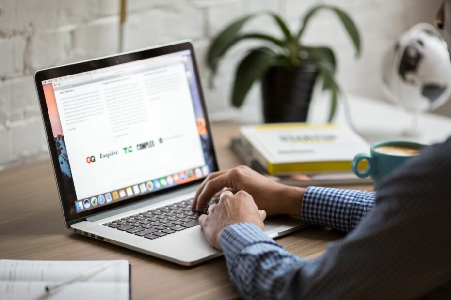 What Makes A Good Website: 10 Must-Have Features - Goats On The Road