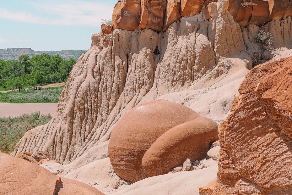 Best Places In North Dakota To Visit Cannon Ball Theodore Roosevelt National Park