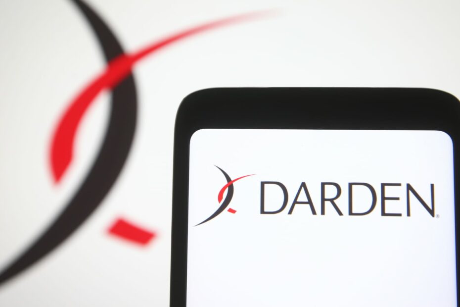 Top Wall Street analysts recommend these 3 dividend stocks for income investors