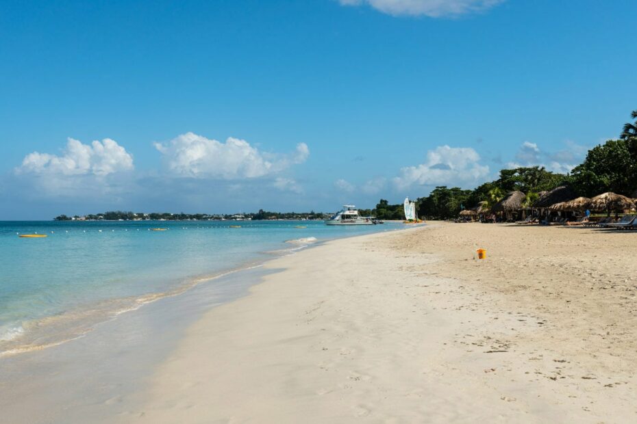 Most Beautiful Caribbean Islands to Visit in 2025 (Ranked & Explained)